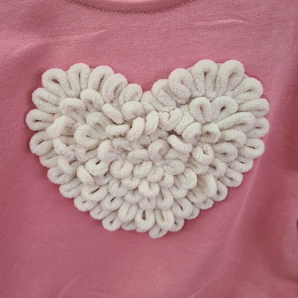 New Pink Crew with White Chenille Heart Size 6 - Picture 2 of 3